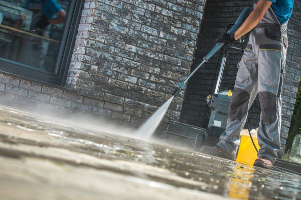 Power Cleaning in Madison